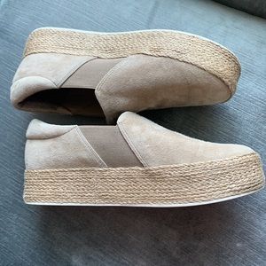 Vince beige platform sneakers size 6.5 Eur 36.5 gently worn